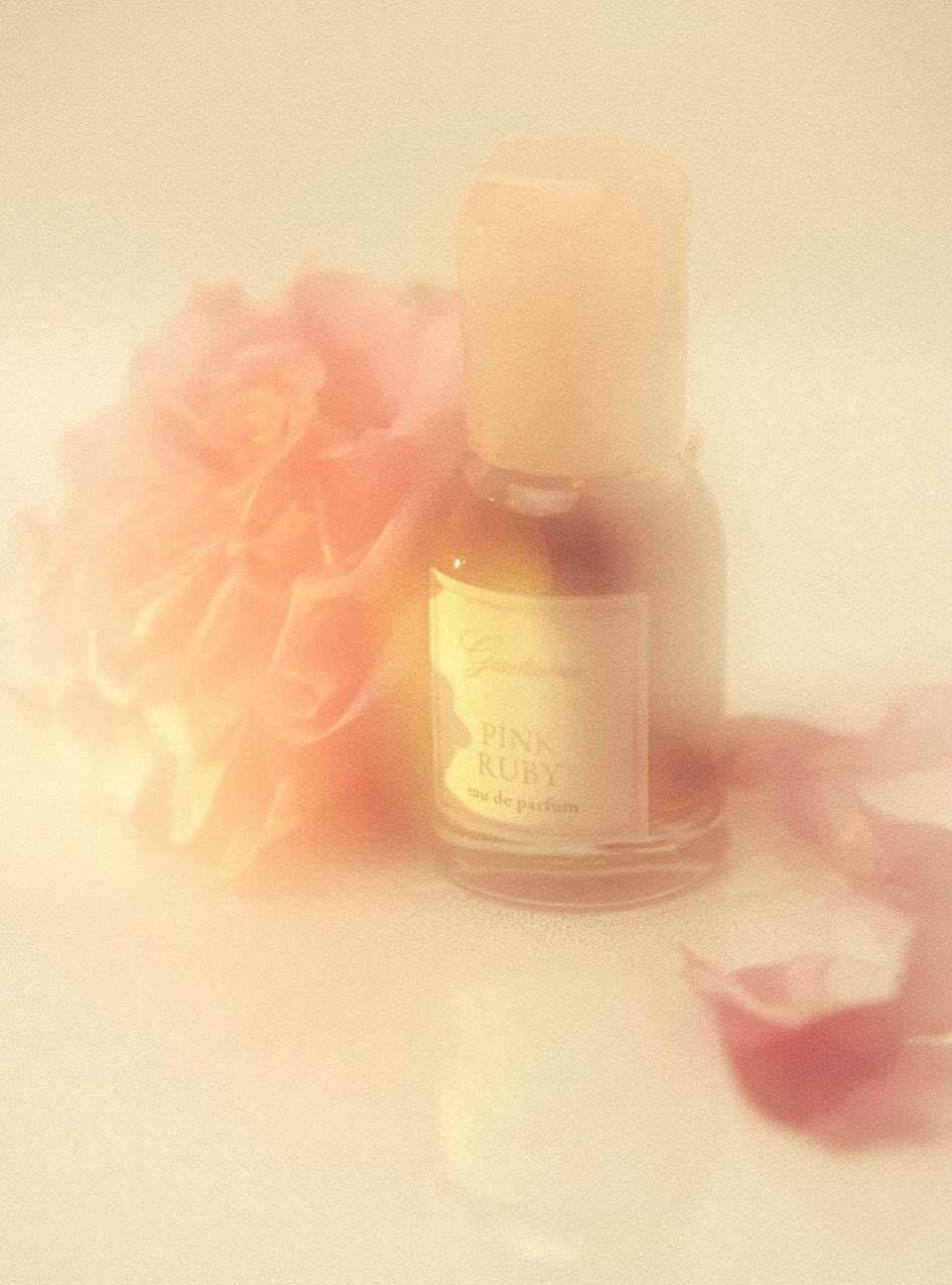 Pink Ruby Les Voyageurs Roll-On